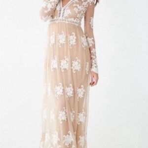 Elegant Tan and White Lace Maxi Dress